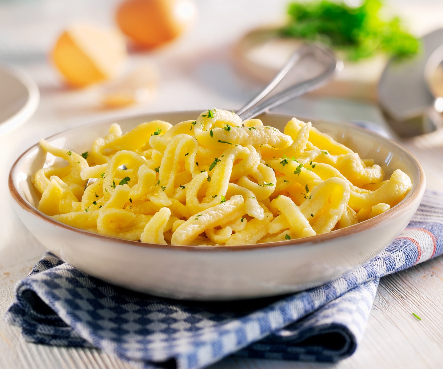 Spätzle. Шпецле. Kasespatzle. Cheese Spaetzle.